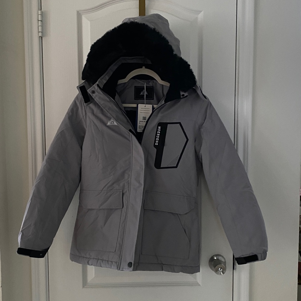 MOERDENG Women's Waterproof Ski Jacket Warm Winter Snow Coat Mountain Hooded SM